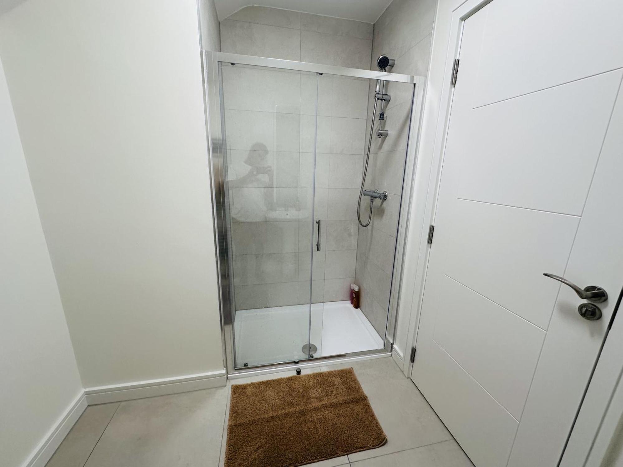 King Room With Ensuite In Dublin Clondalkin Exterior photo